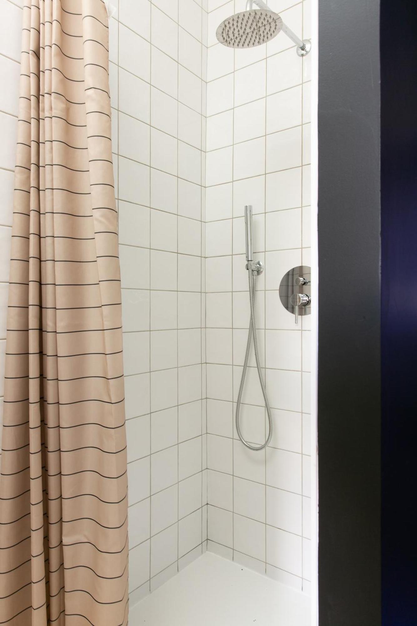 Chambre Avec Salle De Bain Et Acces Independant Нант Экстерьер фото